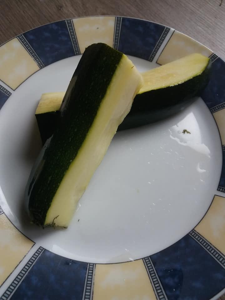 Kovászos cukkini savanyúság
